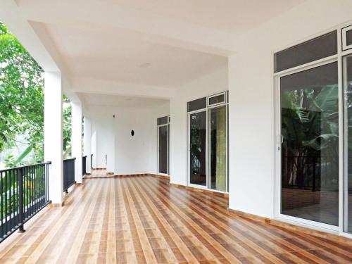 Thiranagama Hotel | Hotel "Diana"