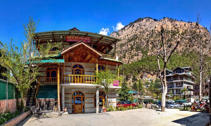 Kasol Hotel | Hotel Diya Palace- With parking Main market, Kasol