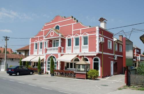 Svilajnac Cama Y Desayuno | Hotel Drumski Raj