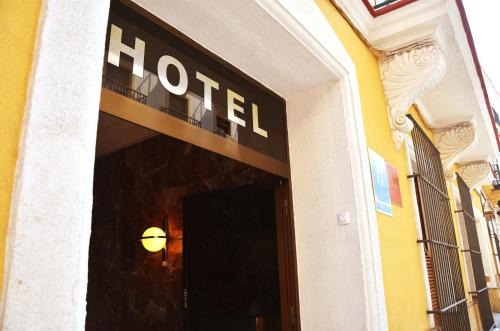 Centro histórico de Jerez de la Frontera Hotel | Hotel El Coloso