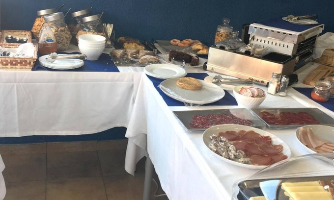 Villanueva de la Cañada Hotel | Hotel El Ancla