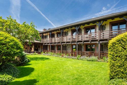 Roznov Pod Radhostem Hotel | Hotel El Greco