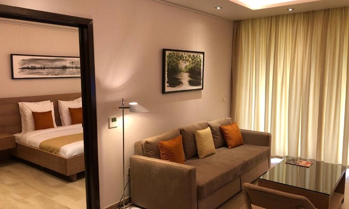 Gombe Hotel | Hotel Elais Kinshasa