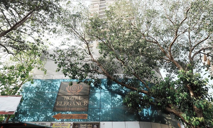 Goregaon East Hotel | Hotel Elegance