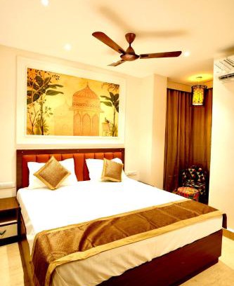 Varanasi Hotel | Hotel Eraya