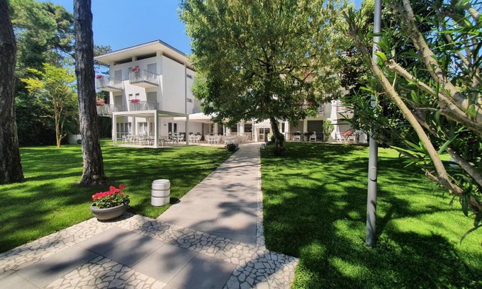 Lignano Pineta Hotel | Hotel Eurovil Garni