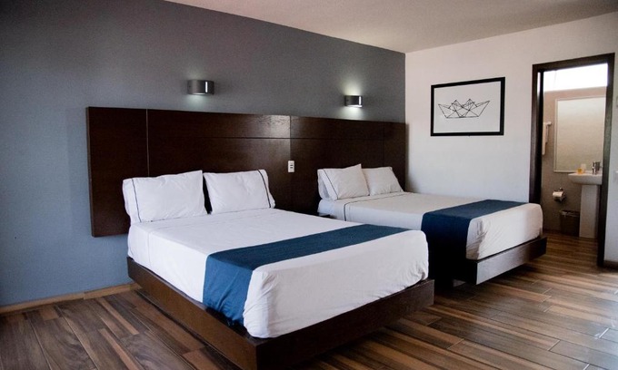 Zona Expo Hotel | Hotel Expo Plaza Business and Family Guadalajara