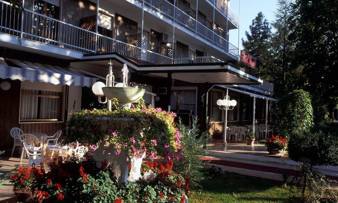 Bagni di Tabiano Hotel | Hotel Farnese