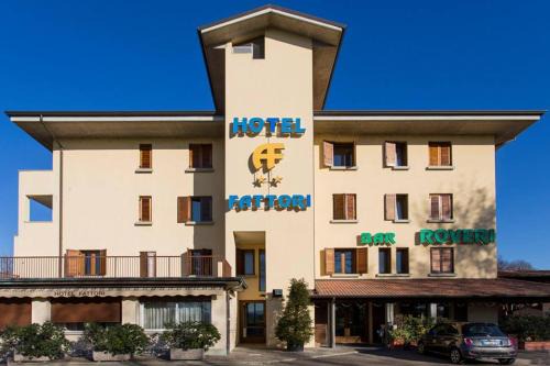 San Donato-San Vitale Hotel | Hotel Fattori
