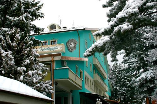 Assergi Hotel | Hotel Fiordigigli
