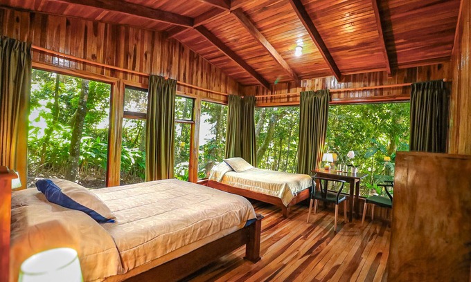 Monteverde Cama Y Desayuno | Hotel Flor de Bromelia