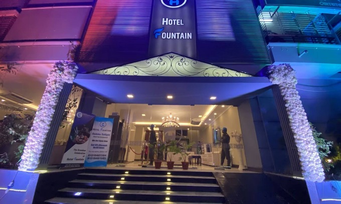 Dhaka Cama Y Desayuno | Hotel Fountain