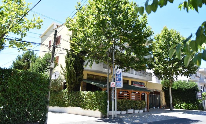 Lezhe Hotel | Hotel Freedom