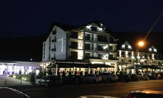 Viseu de Sus Hotel | Hotel Gabriela