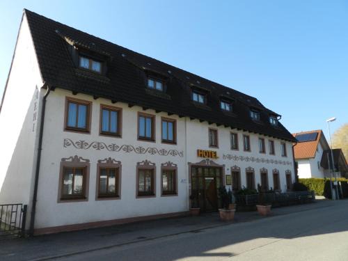 Otigheim Casa | Hotel Garni KAMBEITZ