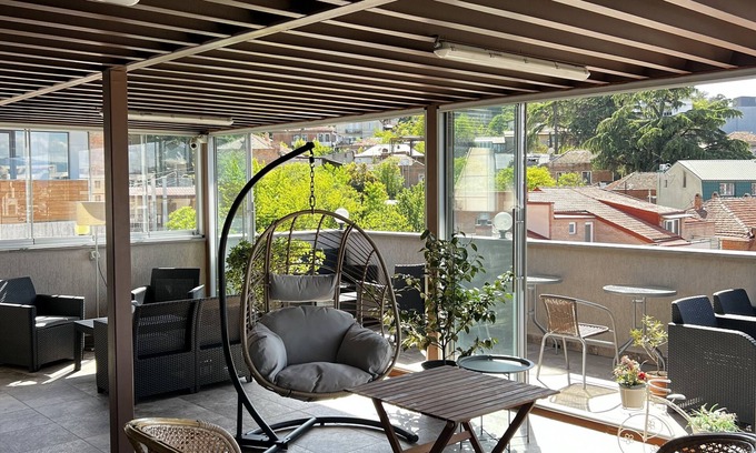 Vake Hotel | Hotel Genio