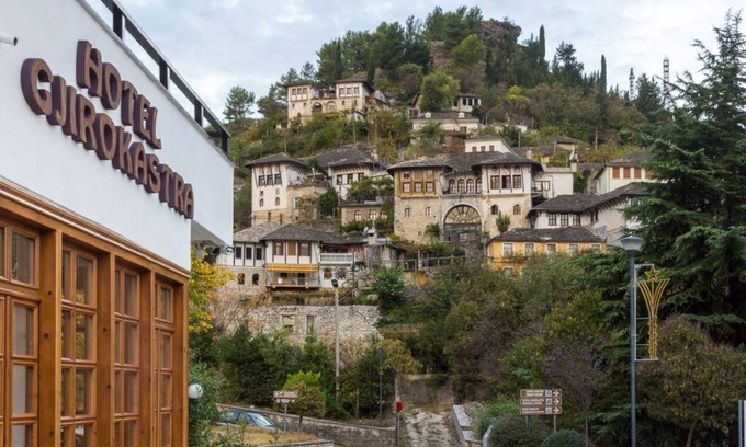 Gjirokaster Hotel | HOTEL GJIROKASTRA