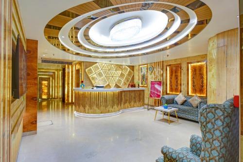 Sadar Bazaar Casa | Hotel Gold Palace - 03 Mins Walk From New Delhi Railway Station