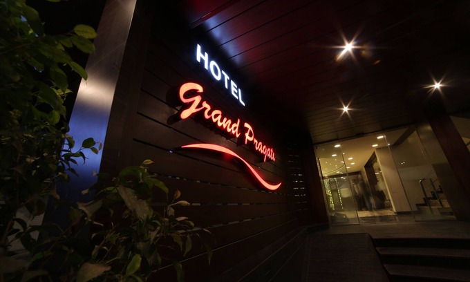 Surat Hotel | Hotel Grandpragati