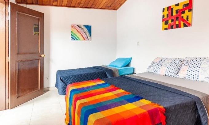 Teusaquillo Cama Y Desayuno | Hotel Habitat Hospedaje