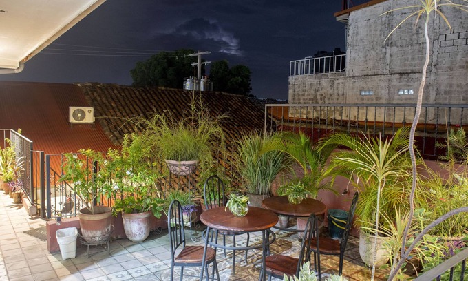 Leon Hotel | hotel Hellenika