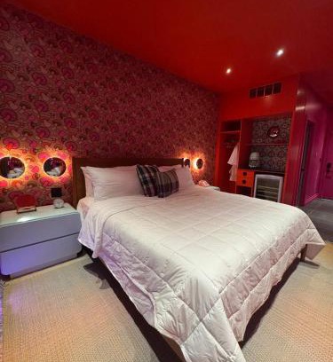 Cherokee Triangle Casa | Hotel Hilo - Room 104