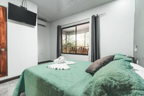 Puerto Jiménez Hotel | Hotel Hoja de Oro Corcovado