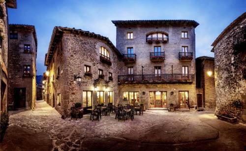 Rupit I Pruit Casa | Hotel Hostal Estrella