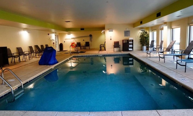 Aurora Casa | Hotel in Denver area located on premise of Southlands