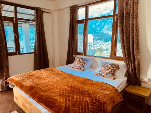 Aleo Casa | hotel in manali by Aura