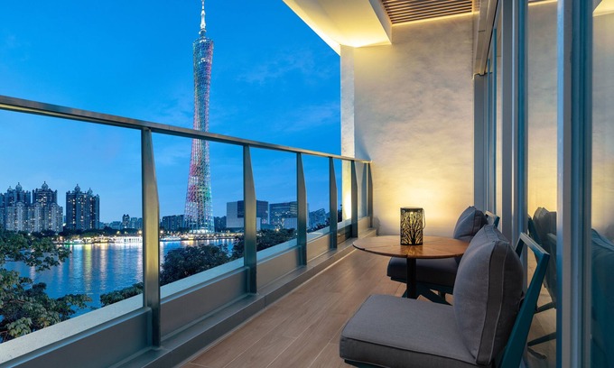 Zhujiang New Town Hotel | Hotel Indigo Guangzhou Haixinsha by IHG