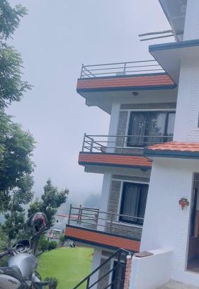 Dhulikhel Hotel | Hotel Indrawoti and Resort