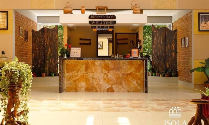 Aiquile Hotel | Hotel Isola by Aiquile