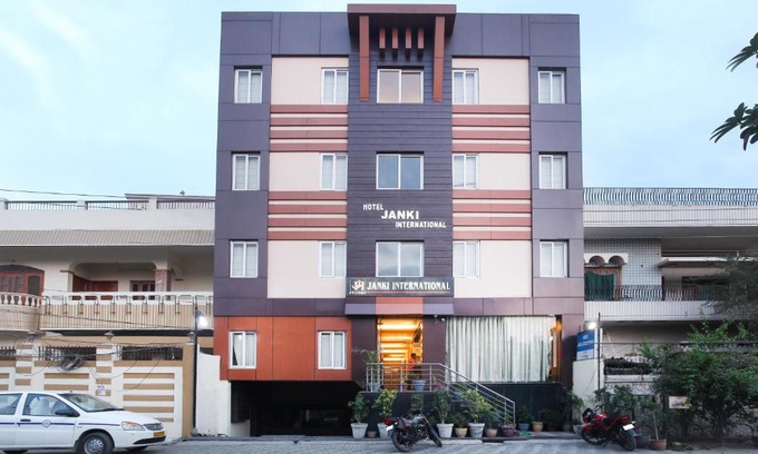 Sigra Casa | Hotel Janki