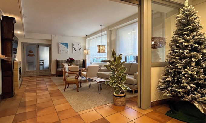 Les Casa | Hotel Joan Canejan