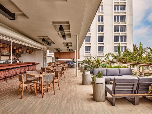 Los Angeles Hotel | Hotel June West LA, a Member of Design Hotels
