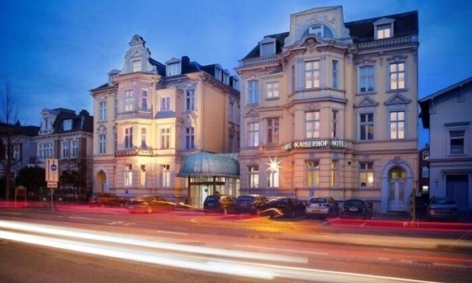 Lubeck City Centre Hotel | Hotel Kaiserhof DELUXE