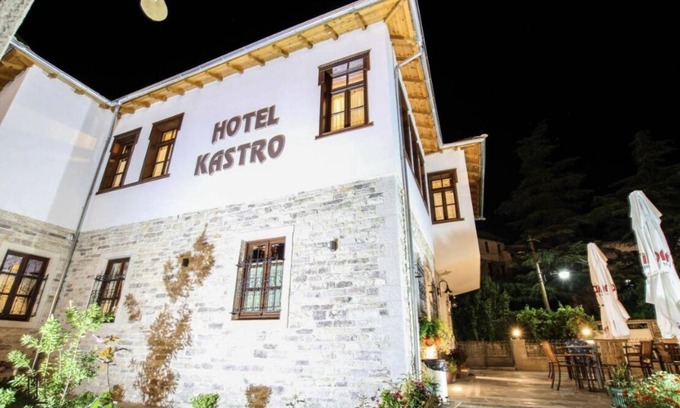 Gjirokaster Hotel | Hotel Kastro