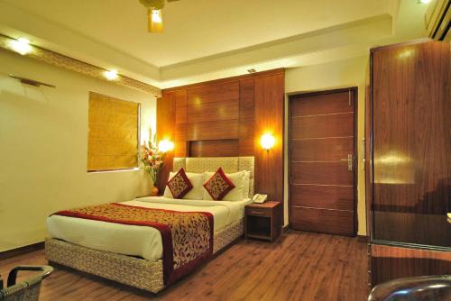 Dwarka Casa | Hotel Krishna Land