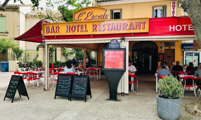 Aigues-Mortes Hotel | Hotel L'Escale