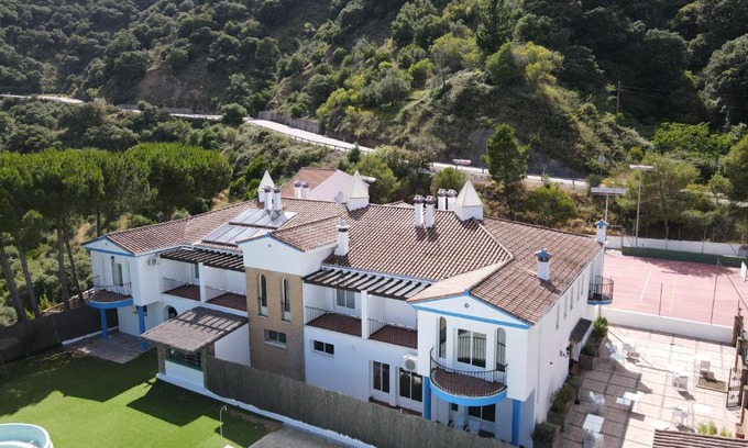 Algatocín Hotel | Hotel La Fuentecilla