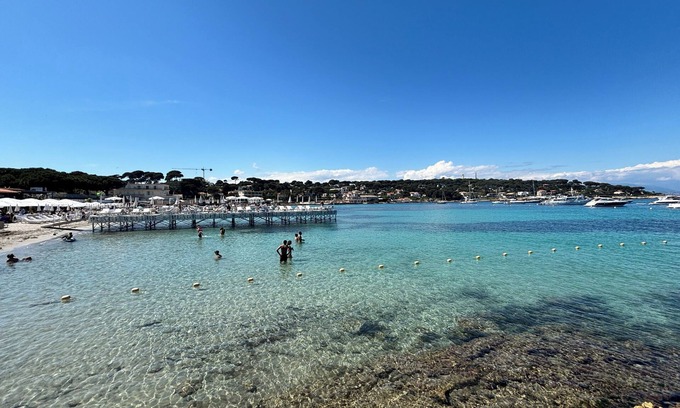 Cap-d'Antibes Hotel | HOTEL LA GAROUPE GARDIOLE