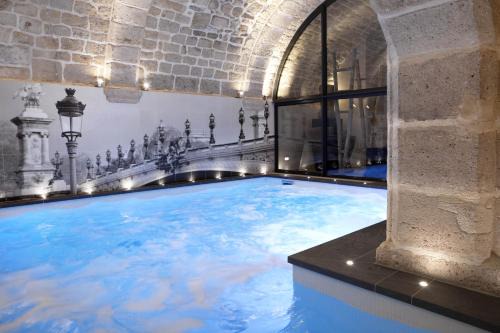 Sorbonne Hotel | Hotel La Lanterne & Spa By Timhotel