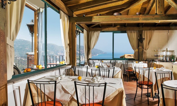 Taormina Hotel | Hotel La Pensione Svizzera