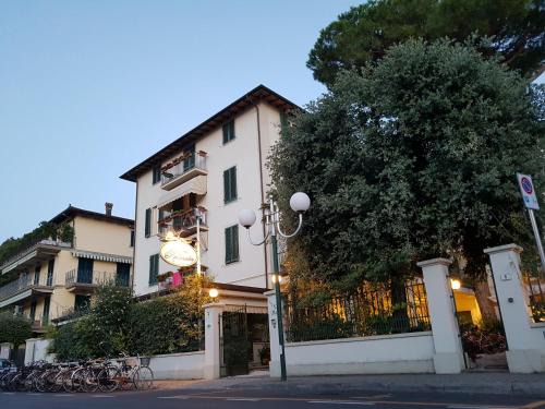 Forte dei Marmi Hotel | Hotel La Primula