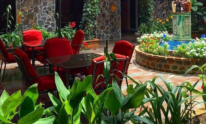 Los Naranjos Hotel | Hotel la Serrania