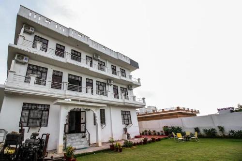 Pushkar Hotel | Hotel Lambodar