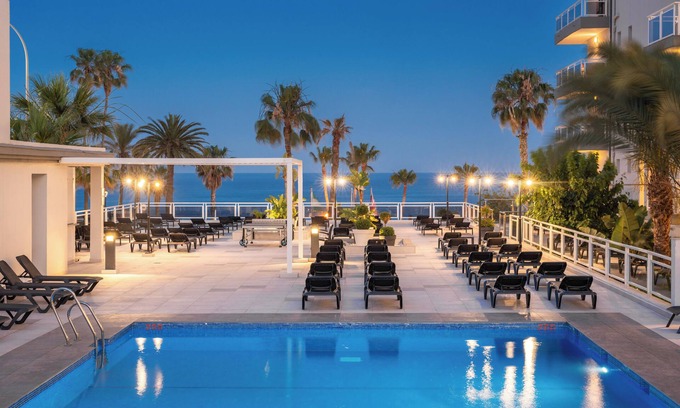 Benalmadena Costa Hotel | Hotel Las Arenas, Affiliated by Meliá
