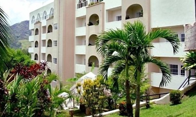 Las Cumbres Hotel | Hotel Las Cumbres & Water Park