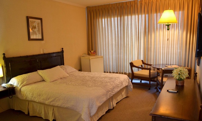 Santa Cruz Hotel | Hotel Las Palmas